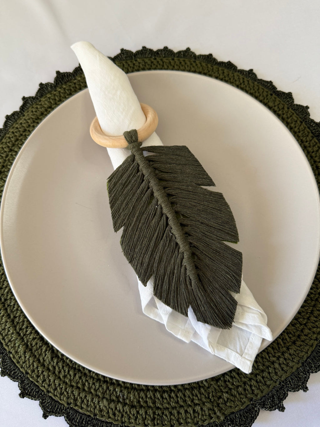 Green Macramé Napkin Rings
